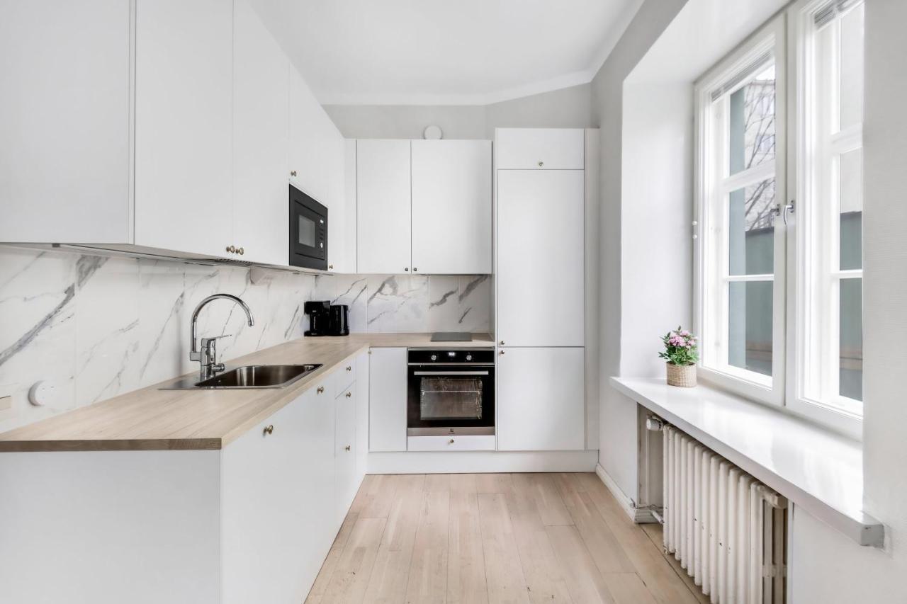 Wehost Modern Scandinavian Studio In Trendy Kallio Helsingfors Exteriör bild